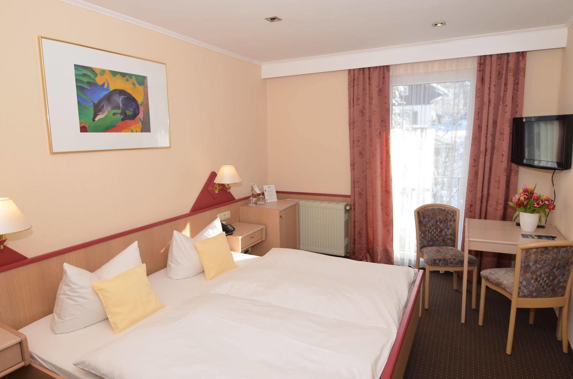 Seehotel Grauer Baer 3* Kochel am See